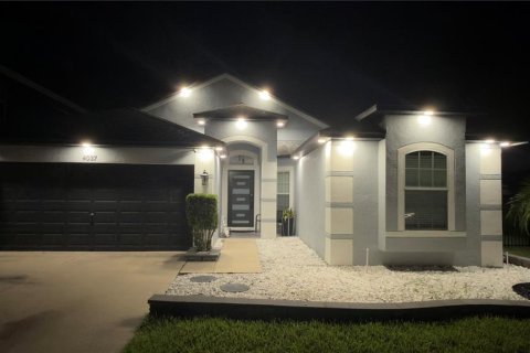 Villa ou maison à vendre à Wesley Chapel, Floride: 3 chambres, 160.54 m2 № 2302762 - photo 4