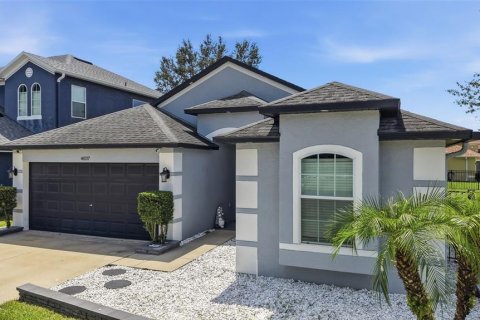 Villa ou maison à vendre à Wesley Chapel, Floride: 3 chambres, 160.54 m2 № 2302762 - photo 8