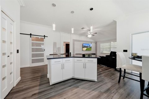 Villa ou maison à vendre à Wesley Chapel, Floride: 3 chambres, 160.54 m2 № 2302762 - photo 21