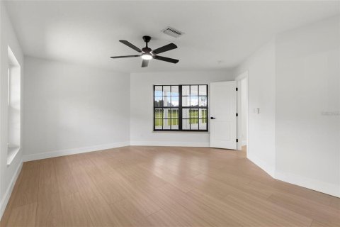 Villa ou maison à vendre à Zephyrhills, Floride: 2 chambres, 159.05 m2 № 2230436 - photo 17