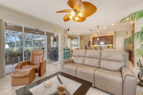 Купить виллу или дом в Сарасота, Флорида 10 комнат, 270.35м2, № 2124346 - фото 18