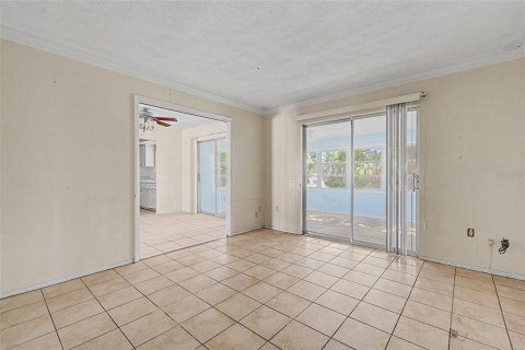 Villa ou maison à vendre à Sarasota, Floride: 2 chambres, 127.28 m2 № 2096179 - photo 15