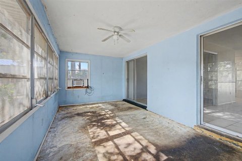 Villa ou maison à vendre à Sarasota, Floride: 2 chambres, 127.28 m2 № 2096179 - photo 25