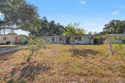 Villa ou maison à Sarasota, Floride 2 chambres, 127.28 m2 № 2096179