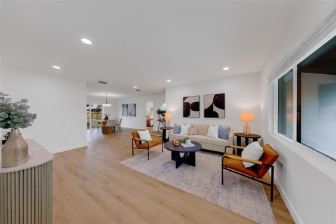 Casa en venta en Pinellas Park, Florida, 3 dormitorios, 122.26 m2 № 2386181 - foto 14