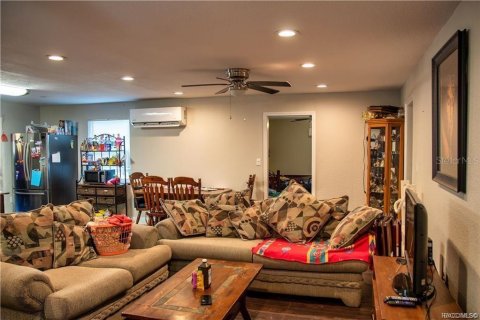 Casa en venta en Floral City, Florida, 6 dormitorios, 246.93 m2 № 2108242 - foto 30
