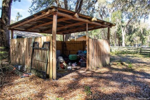 Casa en venta en Floral City, Florida, 6 dormitorios, 246.93 m2 № 2108242 - foto 12