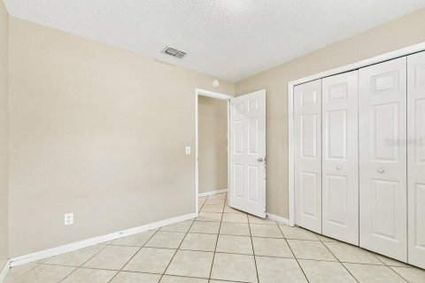 Villa ou maison à louer à Orlando, Floride: 3 chambres, 109.81 m2 № 2425615 - photo 13