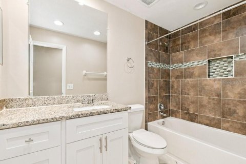 Villa ou maison à louer à Orlando, Floride: 3 chambres, 109.81 m2 № 2425615 - photo 14
