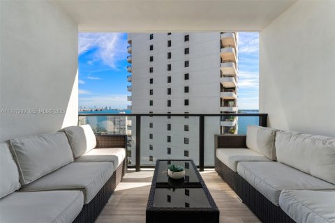 Copropriété à vendre à Miami, Floride: 2 chambres, 105.63 m2 № 2153695 - photo 18