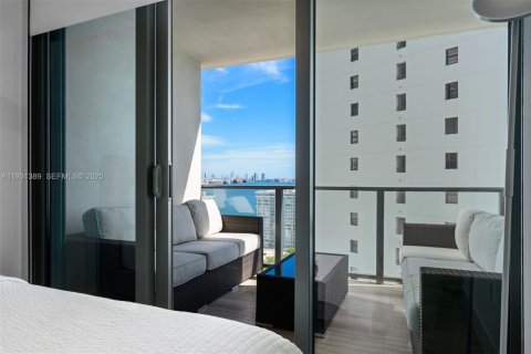 Copropriété à vendre à Miami, Floride: 2 chambres, 105.63 m2 № 2153695 - photo 17