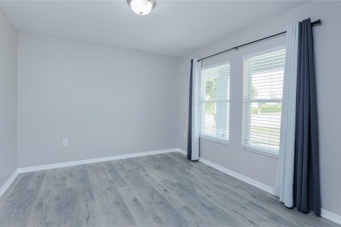 House in Cape Coral, Florida 4 bedrooms, 298.22 sq.m. № 2208159 - photo 4