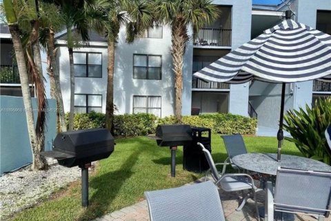 Condominio en venta en Fort Myers, Florida, 1 dormitorio № 1950281 - foto 7