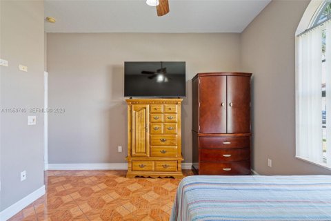 House in Homestead, Florida 4 bedrooms, 194.91 sq.m. № 2025094 - photo 26