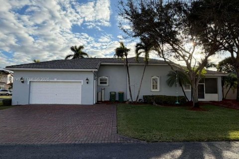 Villa ou maison à vendre à Homestead, Floride: 4 chambres, 194.91 m2 № 2025094 - photo 2