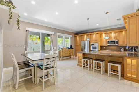 House in Homestead, Florida 4 bedrooms, 194.91 sq.m. № 2025094 - photo 16