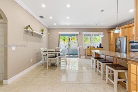 House in Homestead, Florida 4 bedrooms, 194.91 sq.m. № 2025094 - photo 15