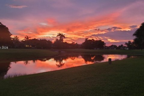 Adosado en venta en Tamarac, Florida, 2 dormitorios, 101.45 m2 № 1975004 - foto 25