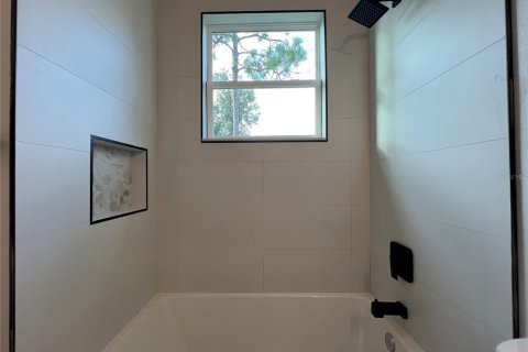 Casa en venta en Deltona, Florida, 4 dormitorios, 168.9 m2 № 1904919 - foto 23