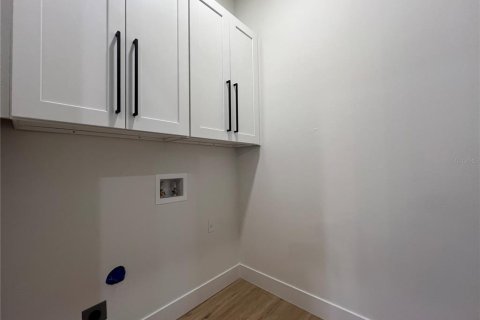 Casa en venta en Deltona, Florida, 4 dormitorios, 168.9 m2 № 1904919 - foto 30