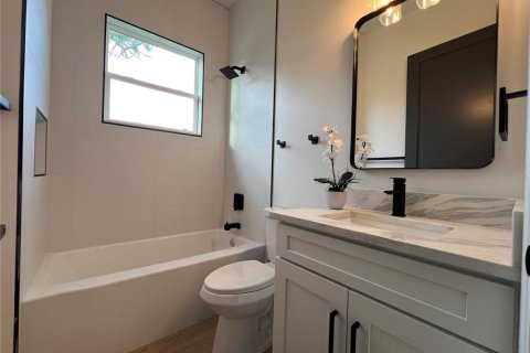 Casa en venta en Deltona, Florida, 4 dormitorios, 168.9 m2 № 1904919 - foto 22
