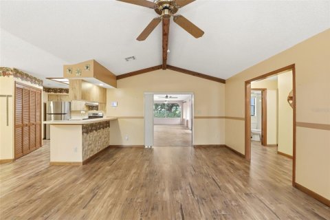 Villa ou maison à vendre à Orlando, Floride: 4 chambres, 208.84 m2 № 2208394 - photo 16