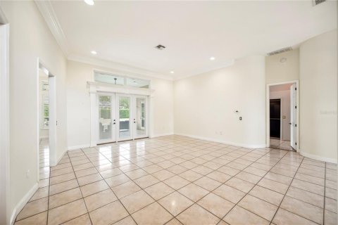 House in Lakeland, Florida 4 bedrooms, 315.59 sq.m. № 1681559 - photo 8