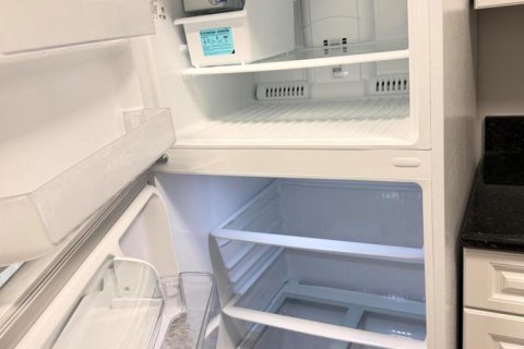 Снять в аренду кондоминиум в Веллингтон, Флорида 5 комнат, 103.4м2, № 2177139 - фото 9