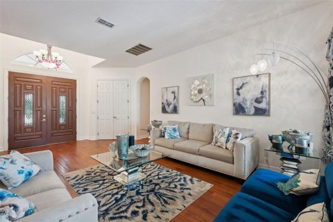House in Winter Garden, Florida 5 bedrooms, 285.95 sq.m. № 2313423 - photo 4