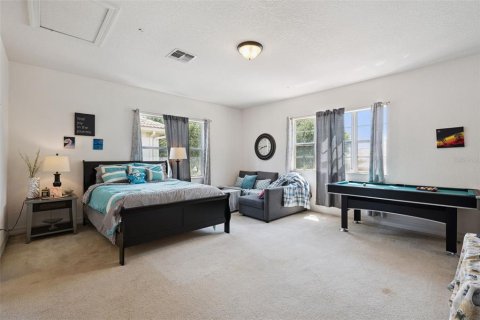 House in Winter Garden, Florida 5 bedrooms, 285.95 sq.m. № 2313423 - photo 15