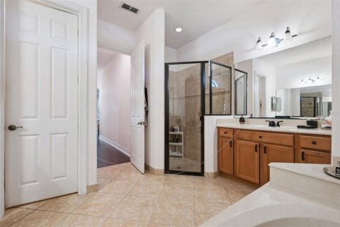 House in Winter Garden, Florida 5 bedrooms, 285.95 sq.m. № 2313423 - photo 23