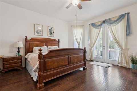 House in Winter Garden, Florida 5 bedrooms, 285.95 sq.m. № 2313423 - photo 18