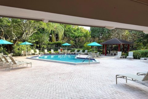Appartement à louer à Pompano Beach, Floride: 2 chambres, 106.84 m2 № 2191462 - photo 20