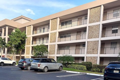 Appartement à louer à Pompano Beach, Floride: 2 chambres, 106.84 m2 № 2191462 - photo 21