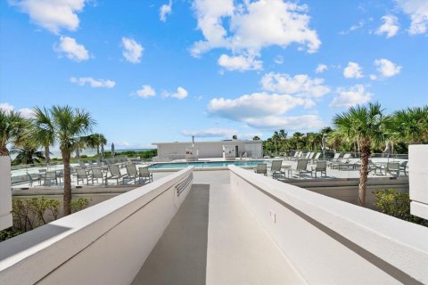 Copropriété à vendre à Sarasota, Floride: 1 chambre, 86.21 m2 № 2113428 - photo 11