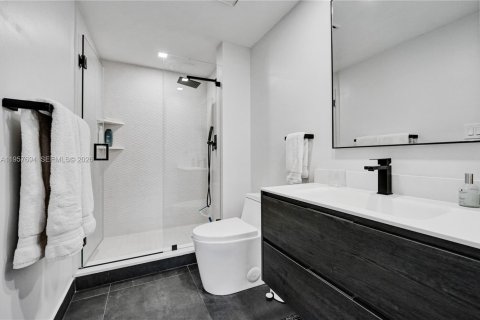 Copropriété à louer à Aventura, Floride: 2 chambres, 136.57 m2 № 2023533 - photo 7