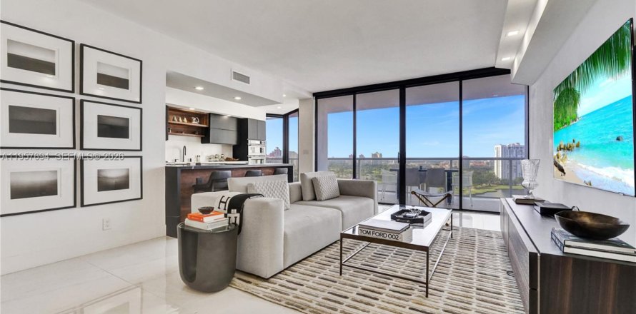 Condo à Aventura, Floride, 2 chambres № 2023533