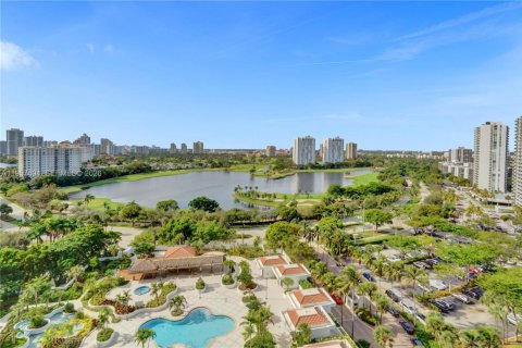 Copropriété à louer à Aventura, Floride: 2 chambres, 136.57 m2 № 2023533 - photo 9