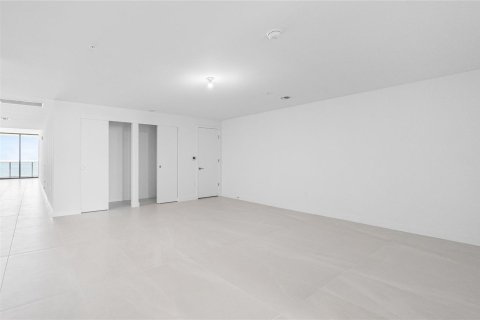 Condo in Pompano Beach, Florida, 3 bedrooms  № 2191459 - photo 24