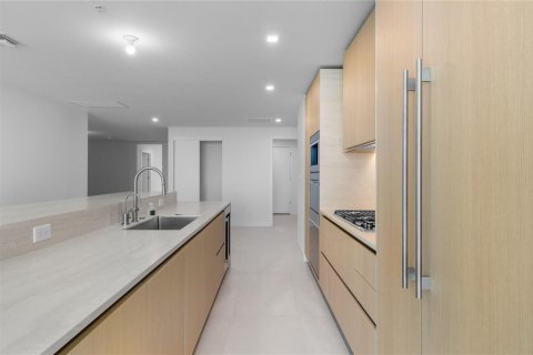 Condo in Pompano Beach, Florida, 3 bedrooms  № 2191459 - photo 11