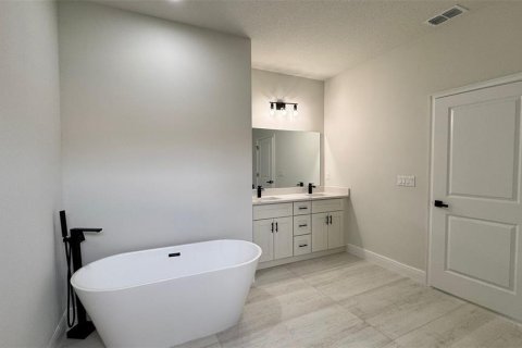House in Ocala, Florida 4 bedrooms, 170.29 sq.m. № 1823004 - photo 21