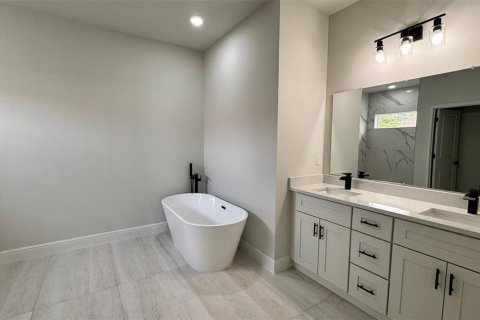 House in Ocala, Florida 4 bedrooms, 170.29 sq.m. № 1823004 - photo 23