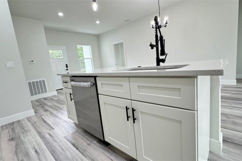 House in Ocala, Florida 4 bedrooms, 170.29 sq.m. № 1823004 - photo 9