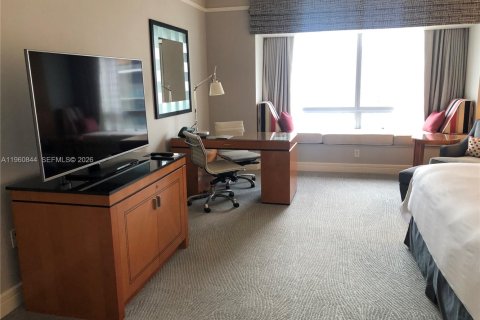 Condo in Miami, Florida  № 2052820 - photo 8