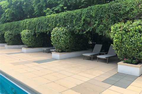 Condo in Miami, Florida  № 2052820 - photo 21