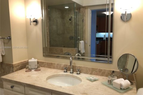 Condo in Miami, Florida  № 2052820 - photo 18
