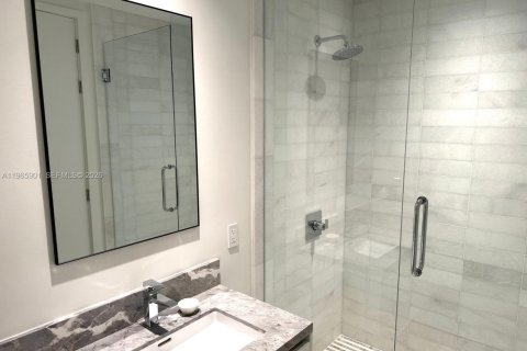 Condo in Miami, Florida, 3 bedrooms  № 2027517 - photo 14