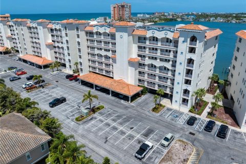 Condo in Redington Shores, Florida, 3 bedrooms  № 1679648 - photo 5