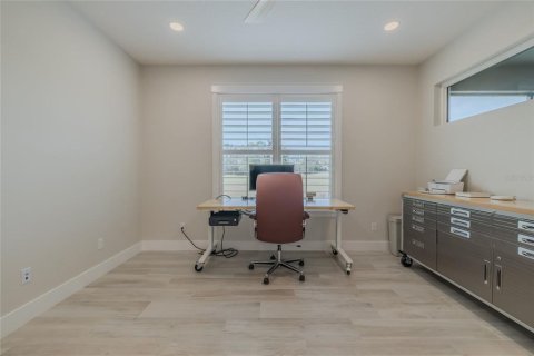 Townhouse in New Smyrna Beach, Florida 4 bedrooms, 204.66 sq.m. № 1563963 - photo 27