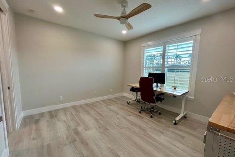 Townhouse in New Smyrna Beach, Florida 4 bedrooms, 204.66 sq.m. № 1563963 - photo 26